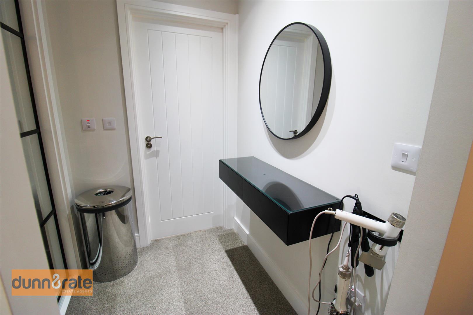 Levi Smith Close, Trentham Manor, Stoke-On-Trent